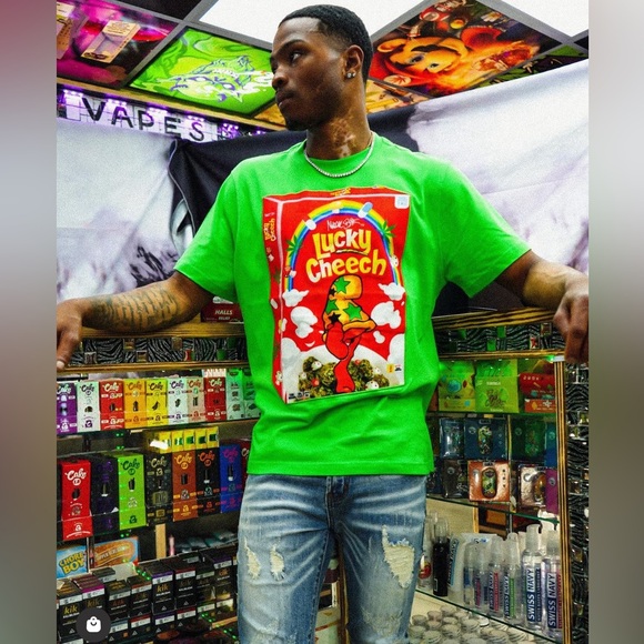 Lucky Cheech Tee - Picture 6 of 7